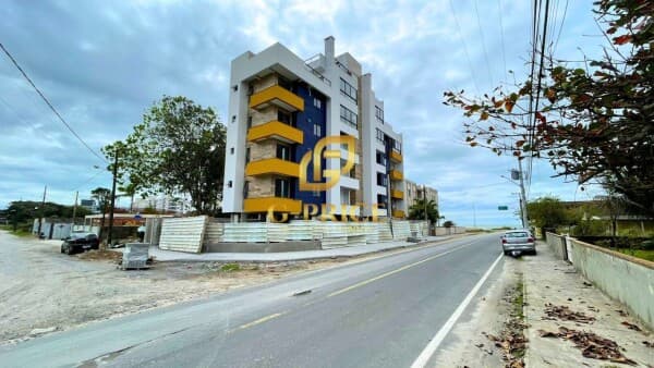 Maravilhosa Cobertura Duplex com Vista para o Mar no Centro de Itapoá