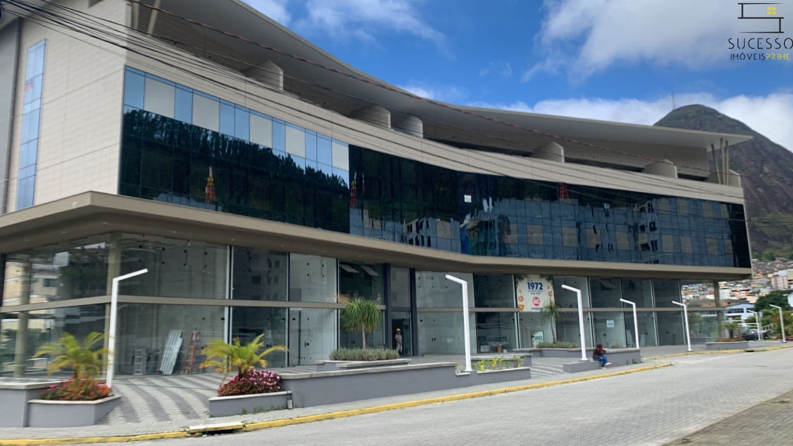 Excelente sala Comercial à venda em Olaria