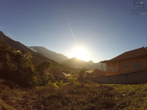 Excelente Terreno à Venda no Cônego, plano com um suave declíve – 420m² – Oportunidade Única!