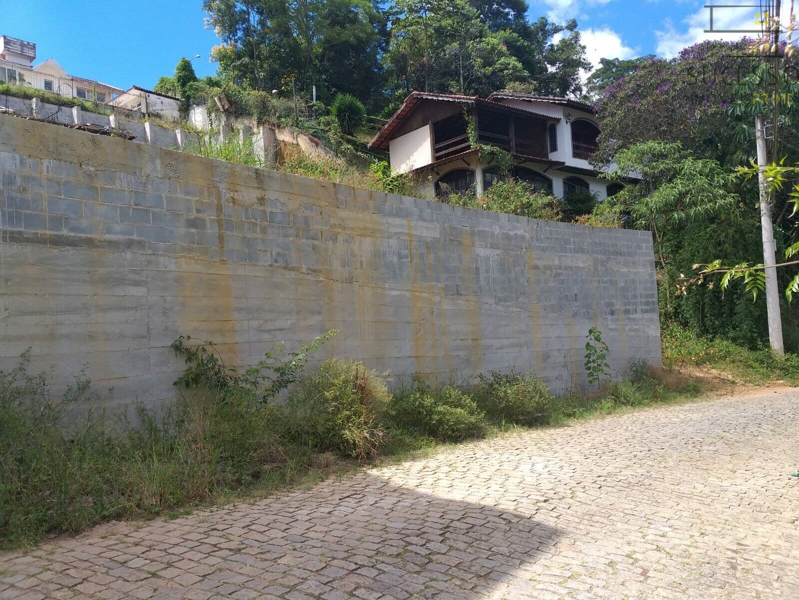 Terreno à venda no Cônego