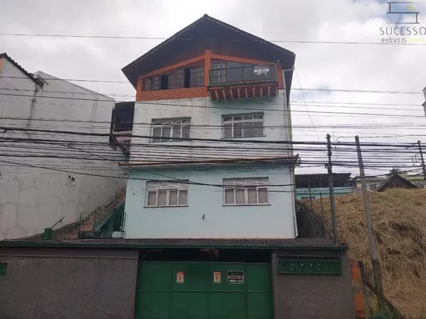 Sobrado duplex à venda em Olaria