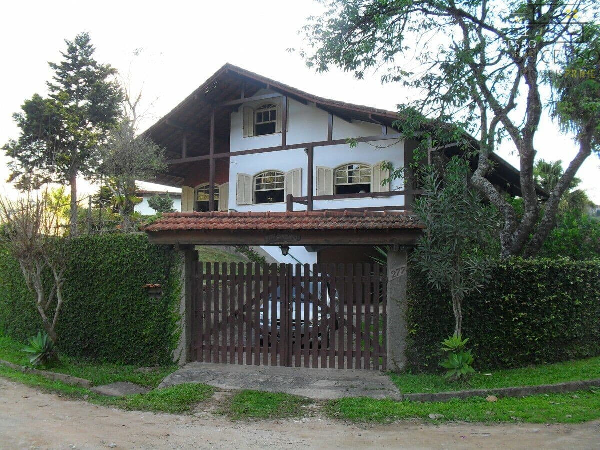 Casa ampla à venda no Parque Imperial