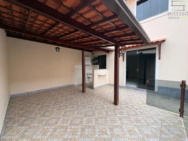 Casa duplex em Condomínio à venda em Nova Suíça