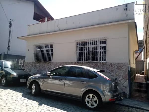 Excelente Casa à Venda com a localização Privilegiada em Conselheiro Paulino