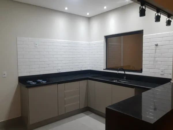 Casa com excelente acabamento