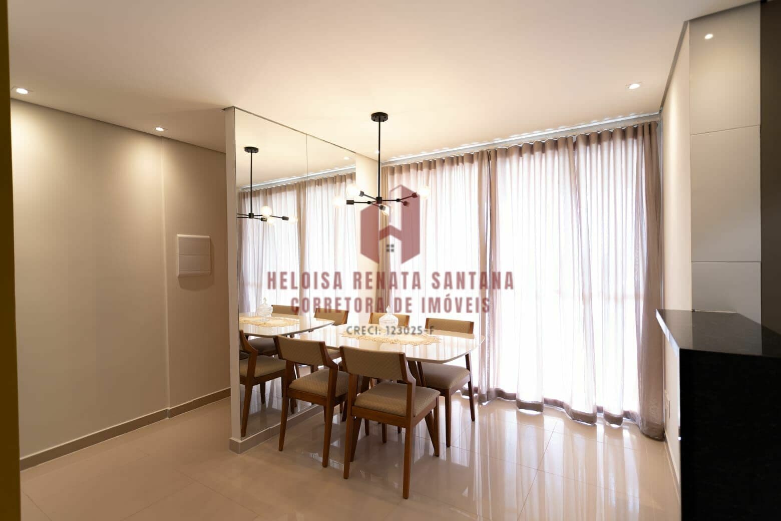 Apartamento de 3 Dormitórios Próximo do Plaza Shopping!