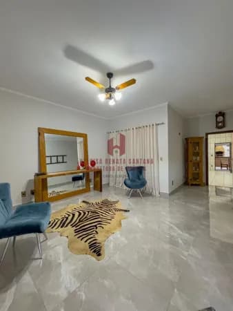 Casa no Jardim Vitória Régia!