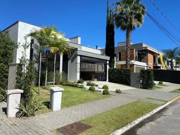 Casa Alto Padrão em Pedra Branca, Palhoça/SC