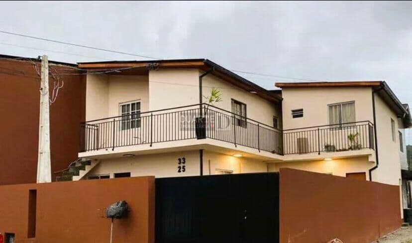Imóvel com 4 apartamentos em Serraria, São Josè