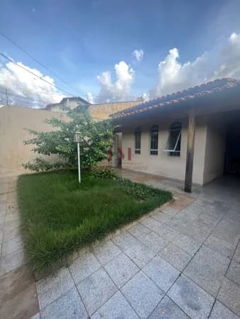 Casa a venda no Bairro Cidade Jardim