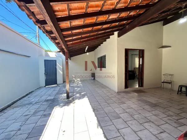 Casa em Uberlândia - Cidade Jardim