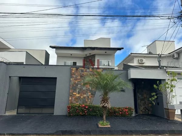 Casa em Uberlândia - Granada