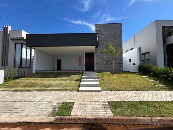 Casa de Condomínio em Uberlândia - Jardim Botânico