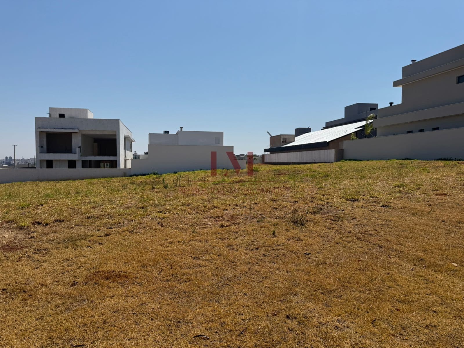 Lote/Terreno em Uberlândia - Gávea