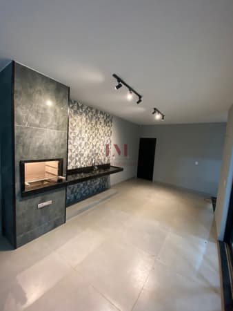 Casa no Custódio Pereira