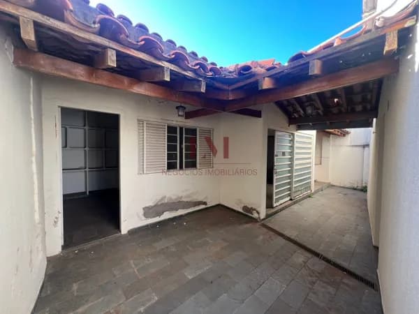 Sobrado Residencial e Comercial no Centro