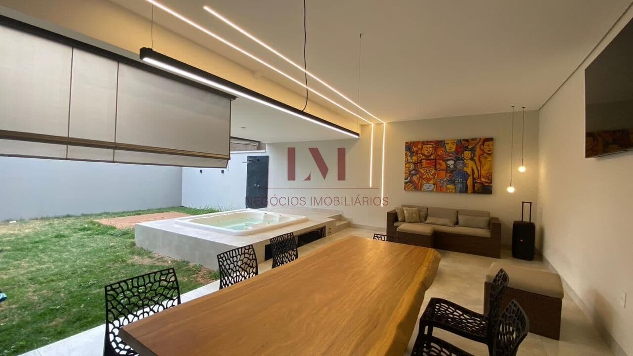 Casa de Condomínio em Uberlândia - Aclimação