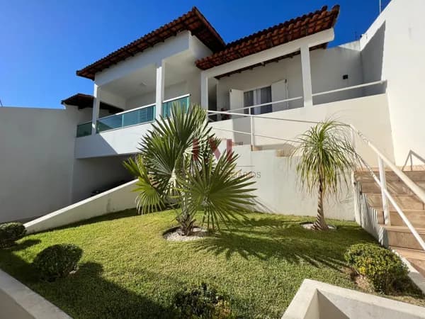 Sobrado a venda no Bairro Jardim Karaíba