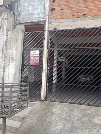 Casa de 3 cômodos para alugar na Vila Santa Lucia, São Paulo/SP