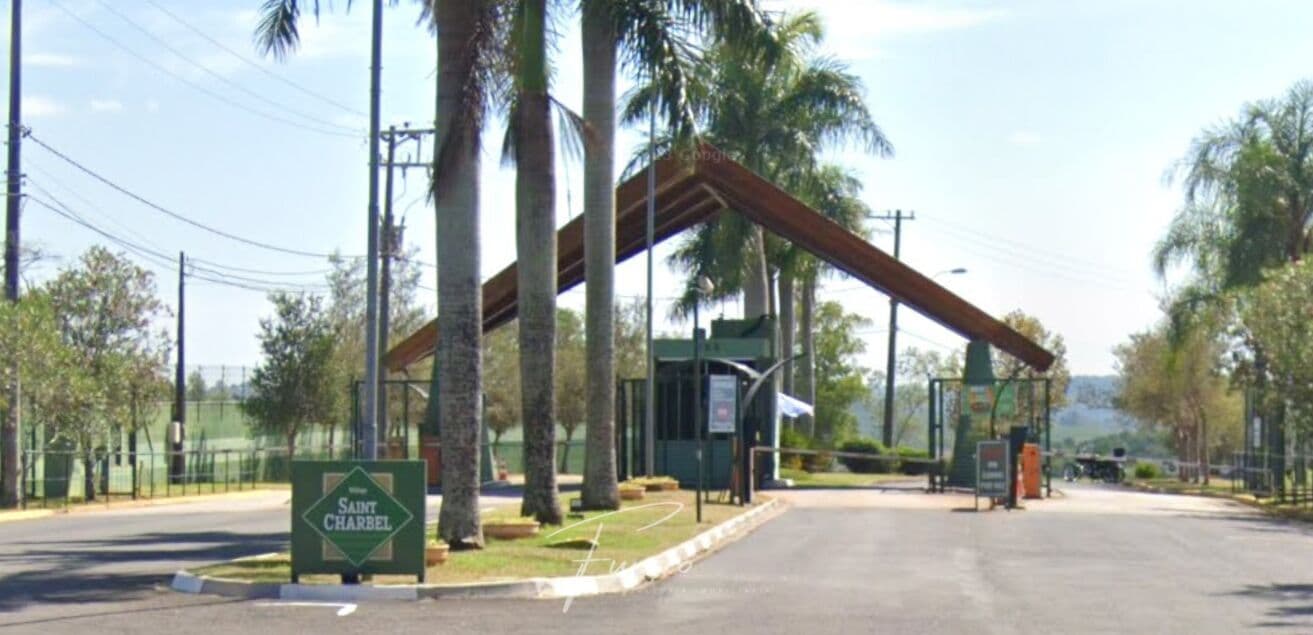Terreno à venda no Condomínio Residencial Saint Charbel - Araçoiaba da Serra/SP