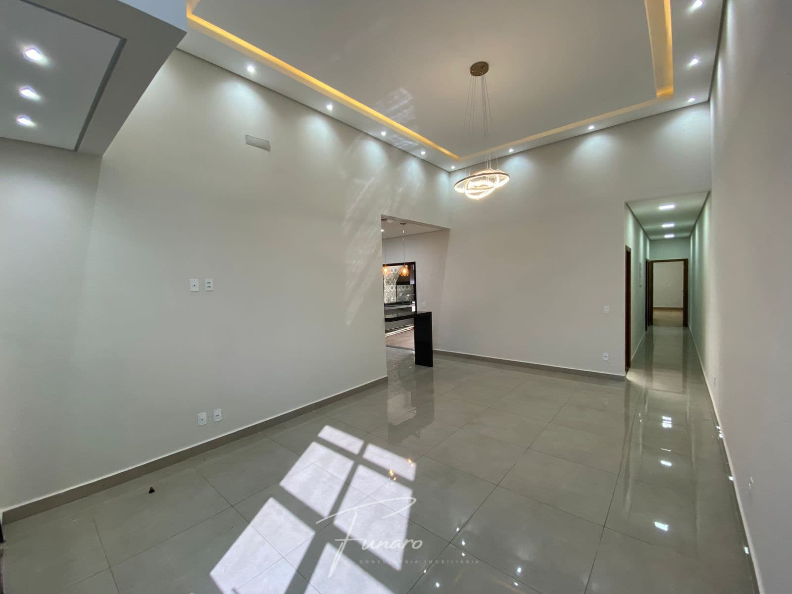 Casa à venda no Condomínio Helena Maria - Wanel Ville - Sorocaba/SP