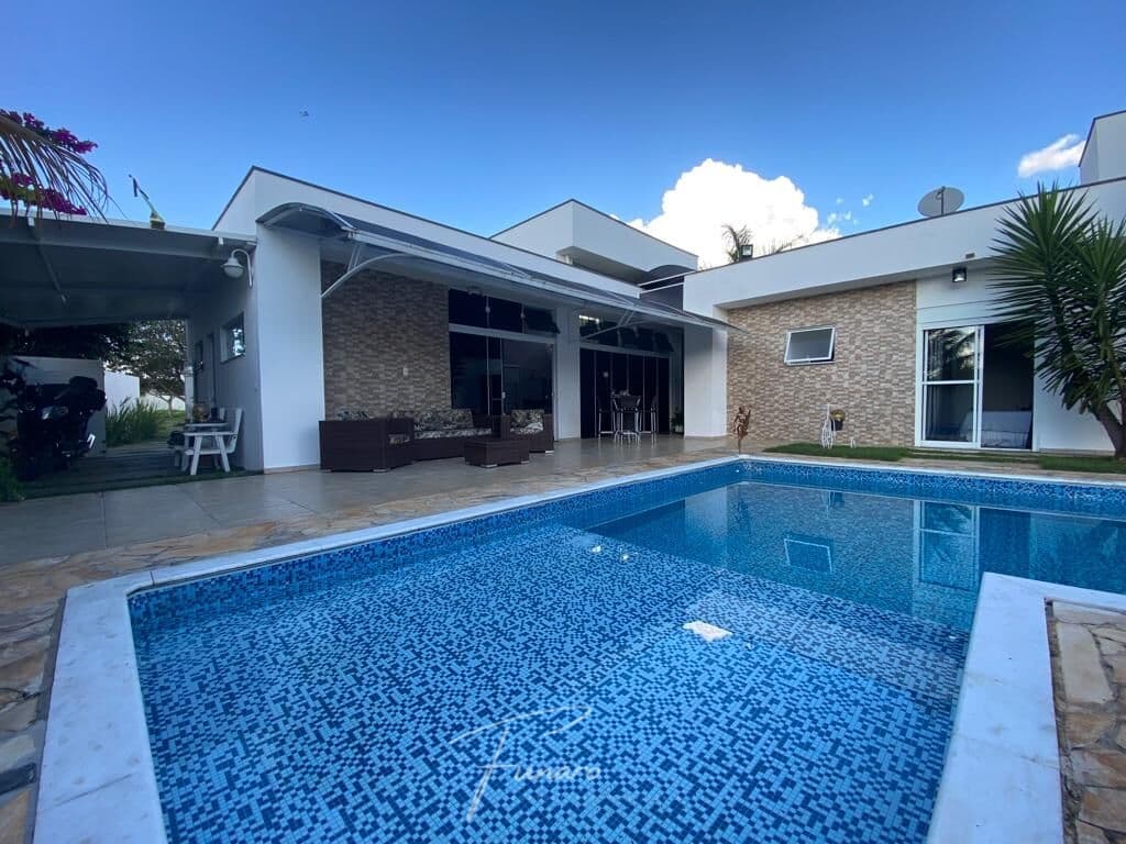 Casa térrea no Condomínio Residencial Village Ipanema - Araçoiaba da Serra/SP