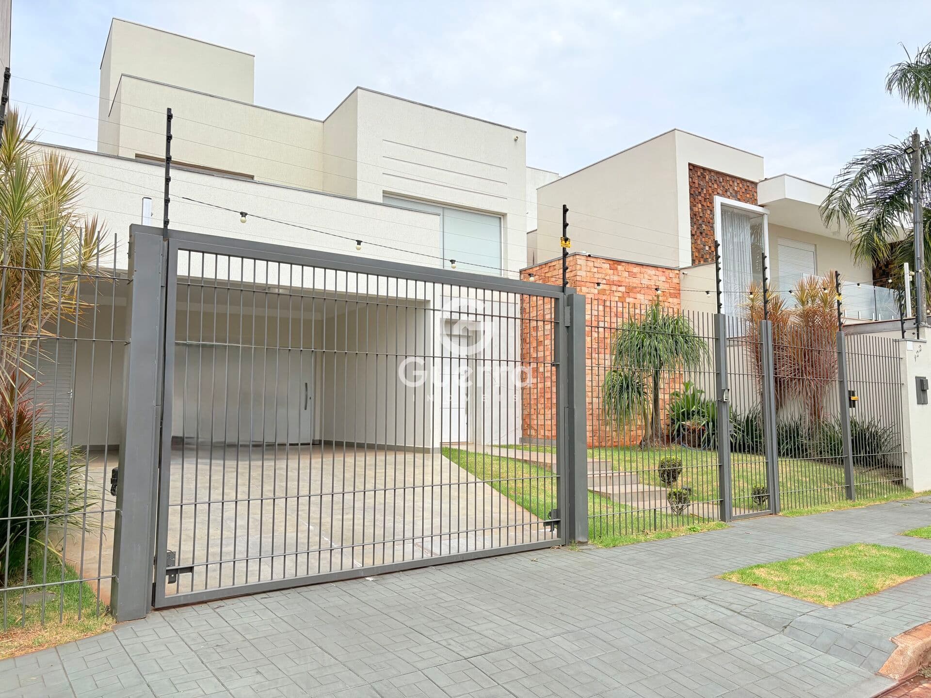Sobrado no Jd. Monções