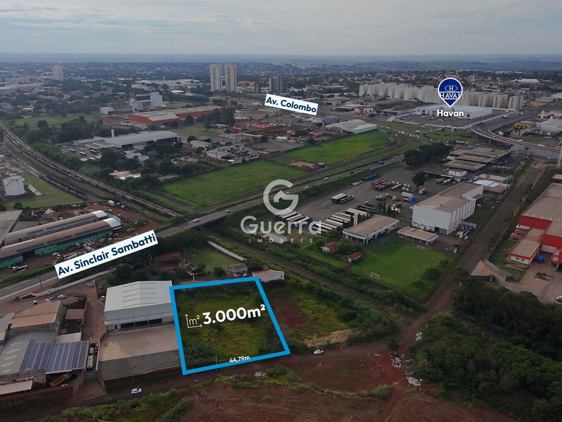 Terreno ao lado da Avenida Sinclair Sambatti próximo a Avenida Colombo e nova loja da Havan