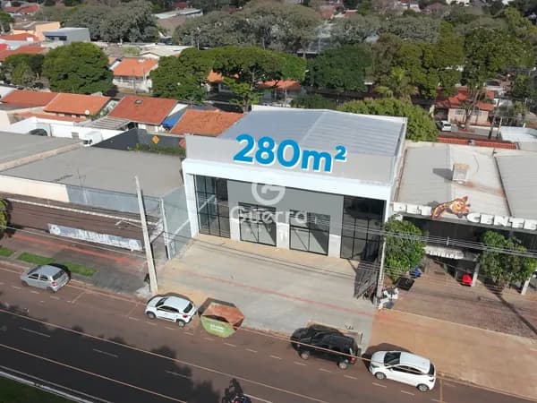 Salão comercial para alugar com 280m² na Av. Nildo Ribeiro