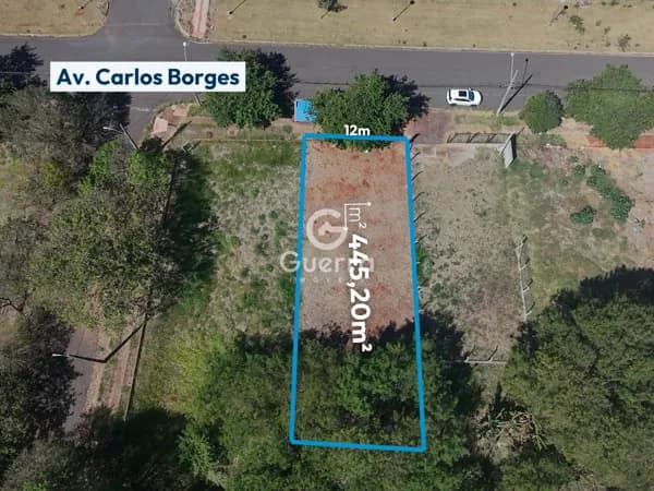 Terreno comercial