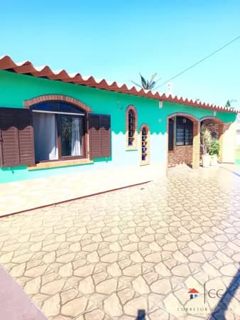 Casa em Balneário Pinhal - Centro