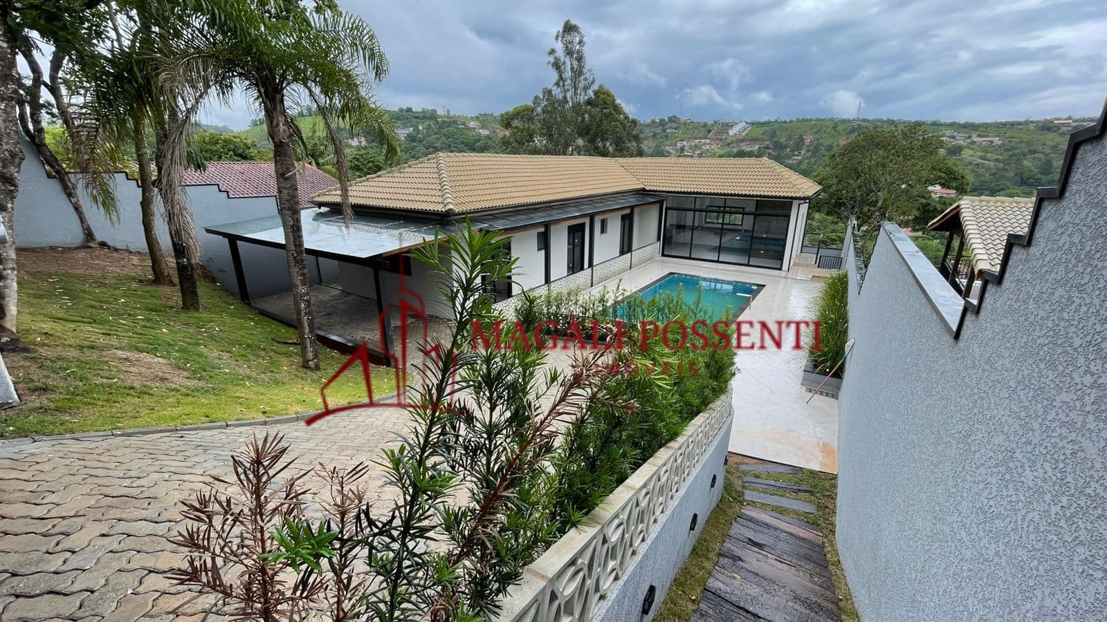 Casa em Atibaia - Jardim Estância Brasil