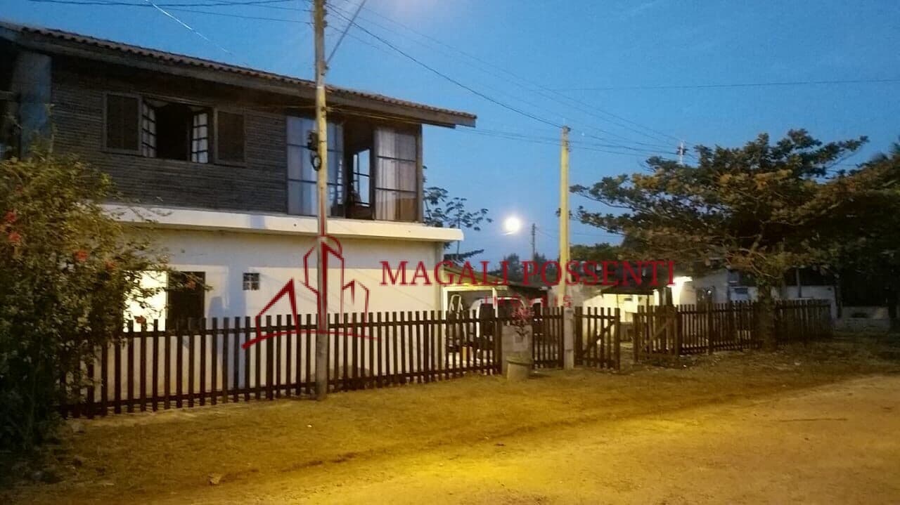 Sobrado em Ilha Comprida - Centro