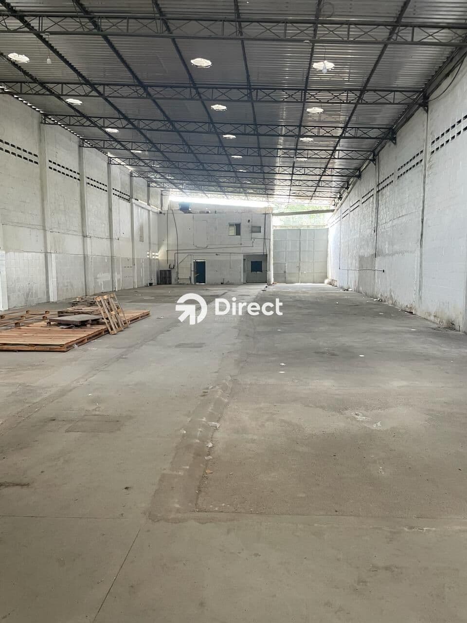 GALPÃO COMERCIAL PARA LOCAÇÃO – 900m² | Várzea