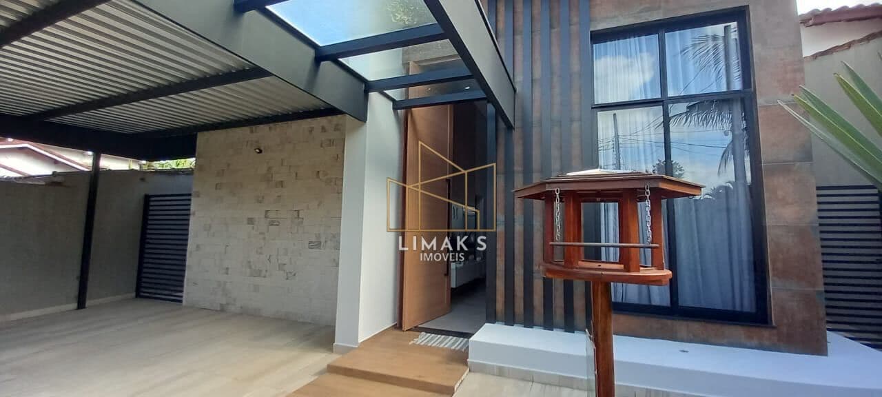 Casa Alto Padrão em Massaguaçu, Locação Definitiva