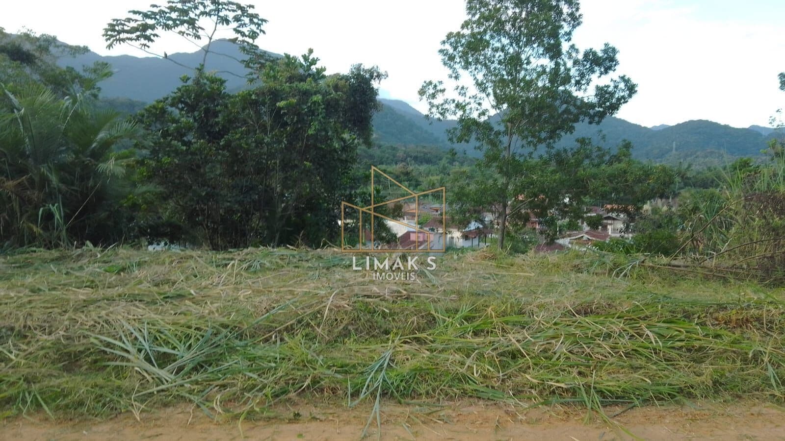 Lote/Terreno em Caraguatatuba - Balneário Gardem Mar