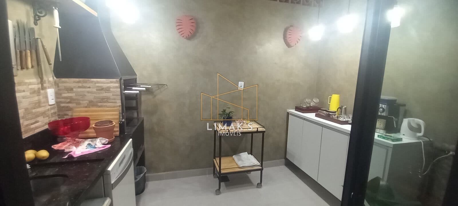 Sobrado em Condomínio em Massaguaçu, Caraguatatuba/SP