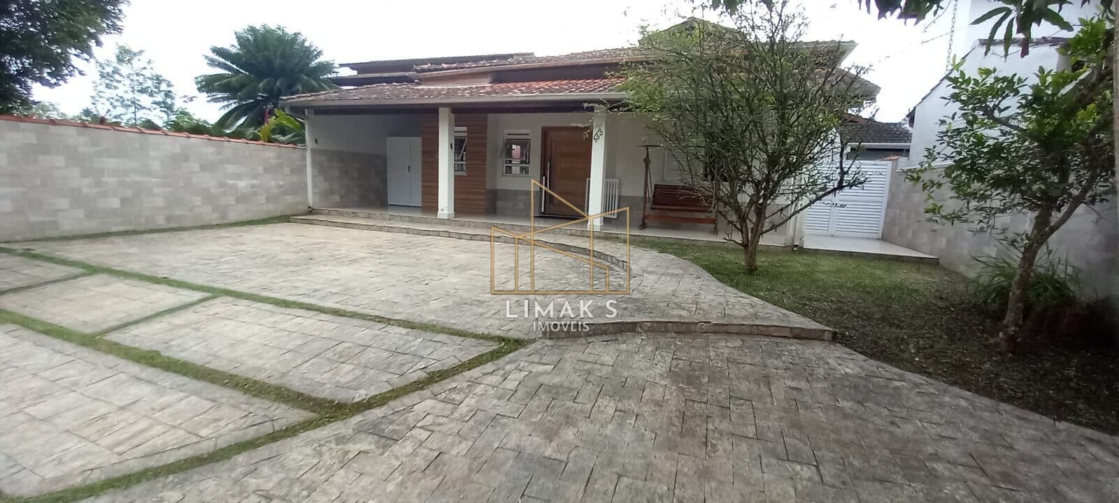 Casa em Massaguaçu, no condomínio Mar Verde