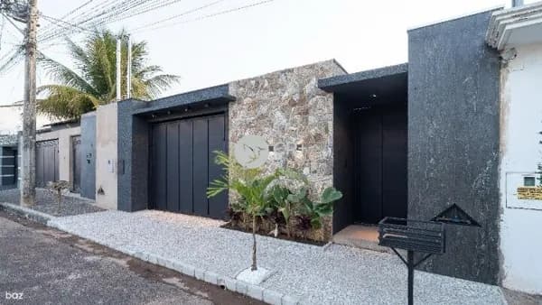 BELÍSSIMA CASA DE 3 QUARTOS ( 1 SUÍTE), NO BAIRRO JARDIM EUROPA - 120m² DE ÁREA CONSTRUÍDA - UBERLÃNDIA
