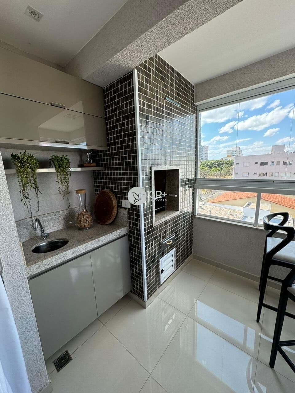 Apartamento, 2quartos, sendo 1 suíte, Santa Mônica, Uberlândia