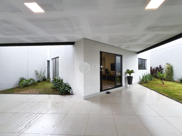 Casa com 3 quartos, 1 suíte, garagem, 220 m², Morada da Colina por R$ 1.100.000