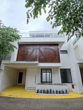 CASA Á VENDA COND. CAMBURY RESIDENCE II R$2.890.000,00