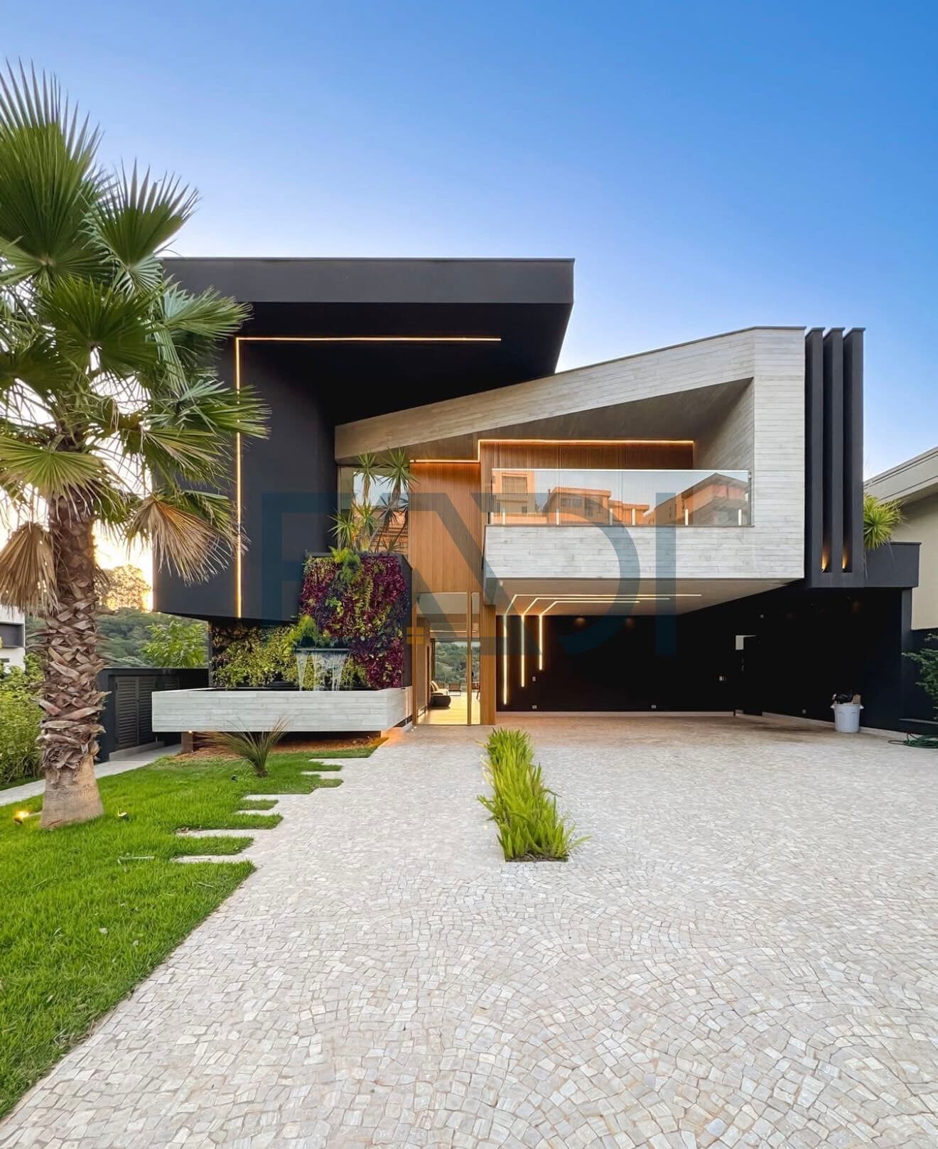 CASA NOVA - MOBILIADA E DECORADA - R$ 16.900.000,00