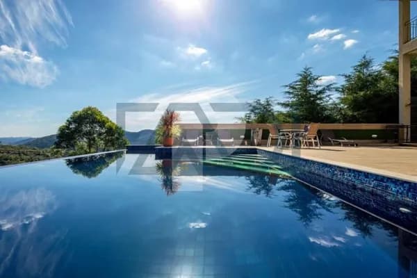 CASA À VENDA EM CONDOMINIO ITAIPAVA PETROPOLIS/RJ - R$ 2.900.000,00