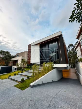 Casa Nova à Venda - Tamboré 11 - Alphaville/SP - R$ 9.290.000,00