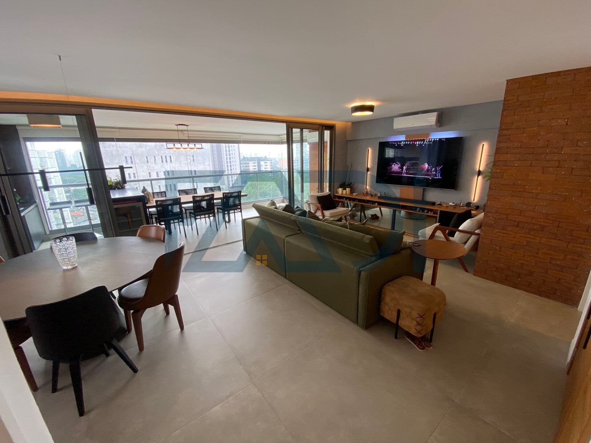 Apto. 141m2 Mobiliado à Venda - R$ 2.800.000,00 - Brooklin/SP