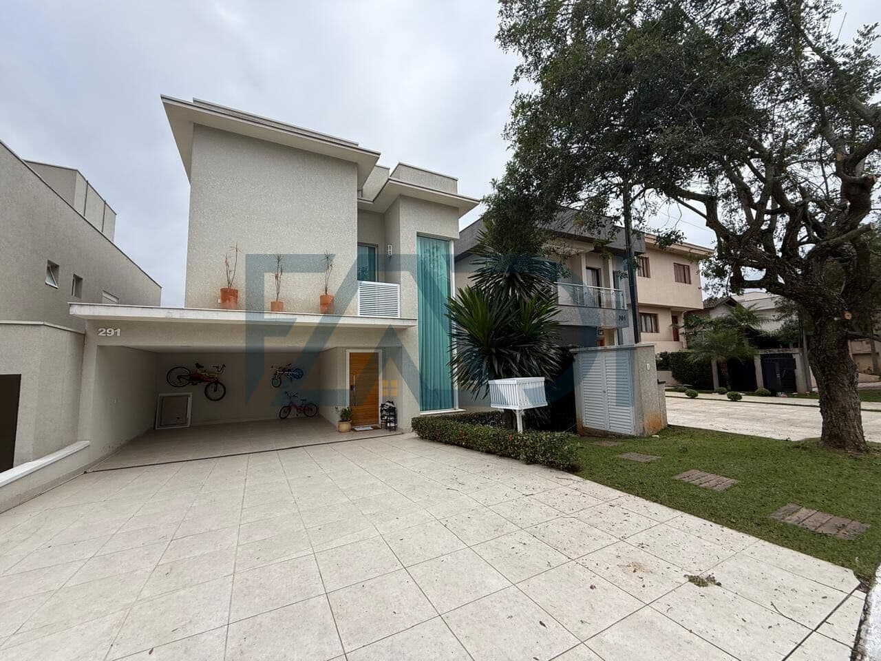 Casa em Condomínio NEWVILLE
