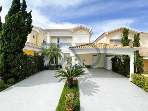 Casa em Condomínio Tamboré 7