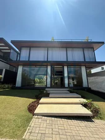 Casa em Condomínio Itahye