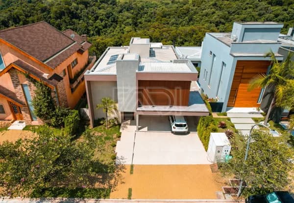 CASA MOBILIADA - R$ 30.000,00 - BurlerMarx